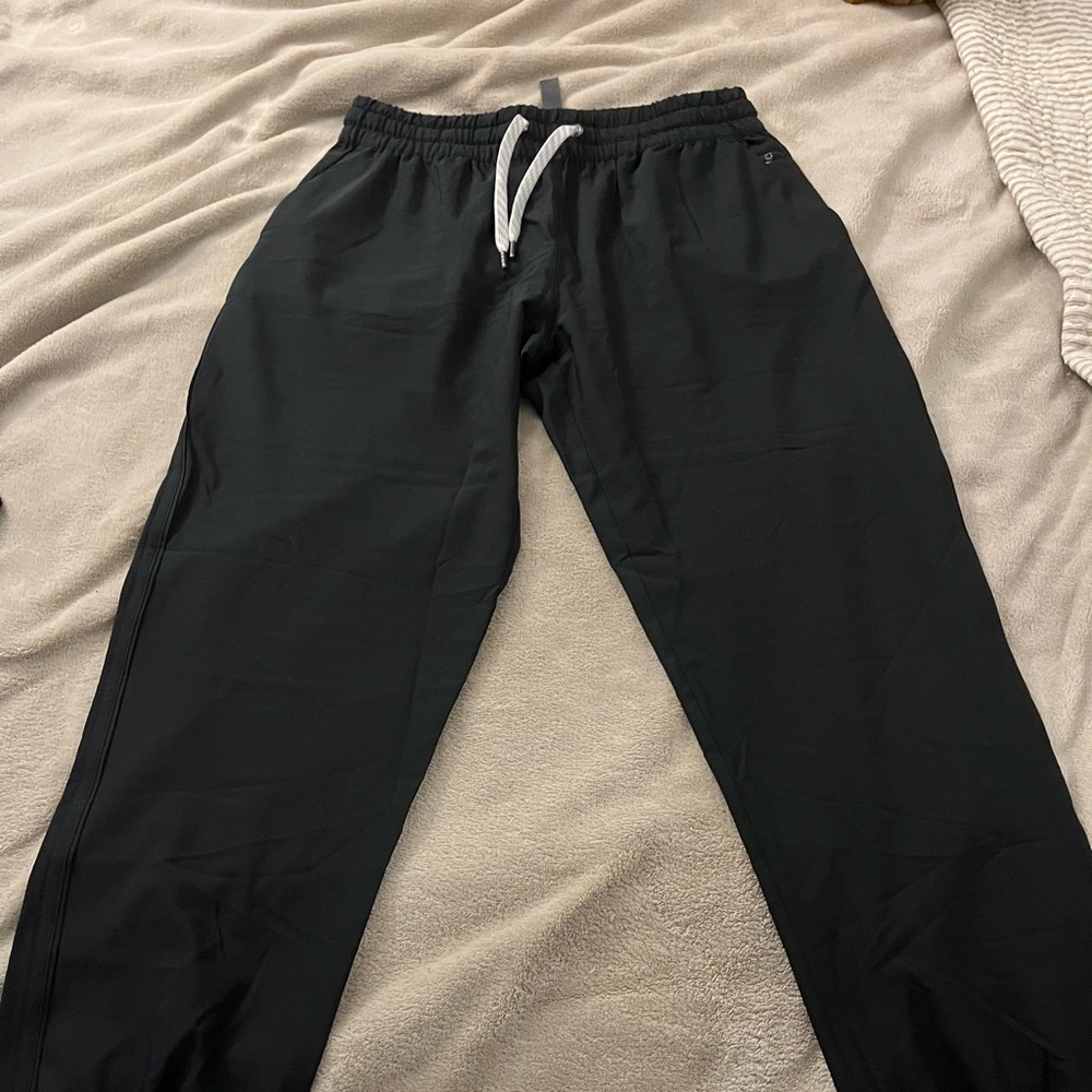 Vuori joggers